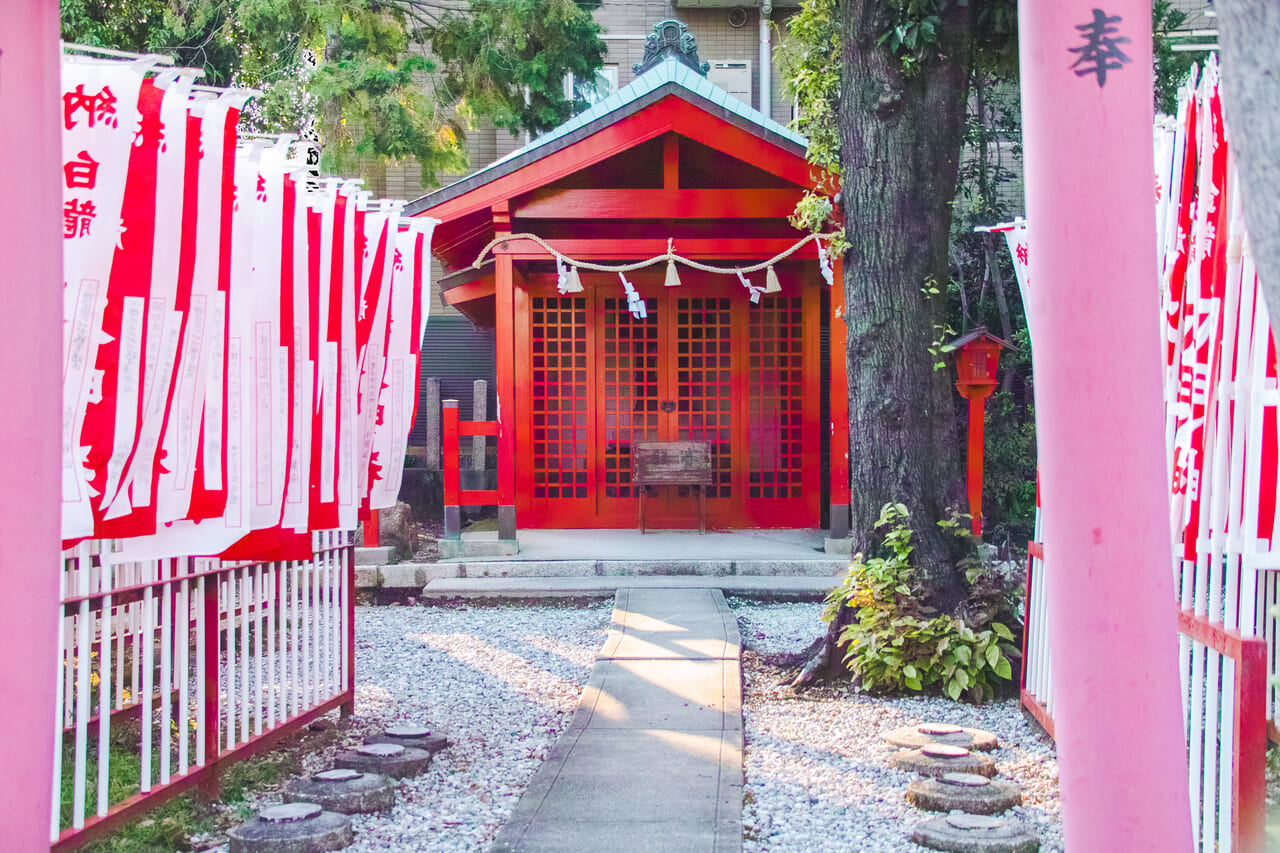 山神社