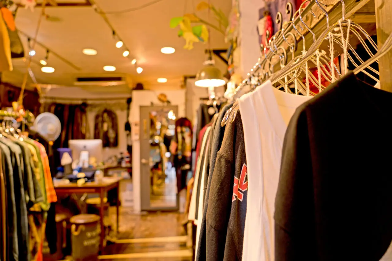 PULL MARKET